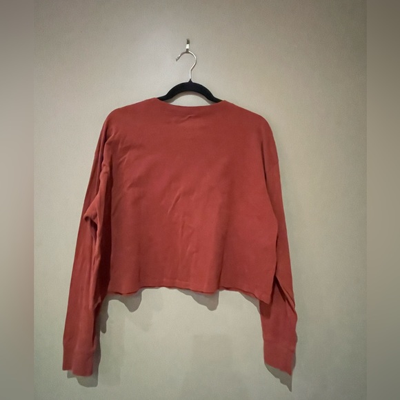 Hollister crewneck crop top size Small - Picture 3 of 7